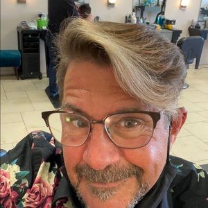 Meet your Posher, Gary